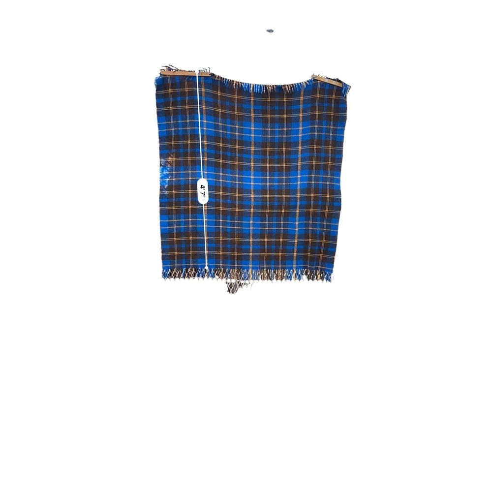 Pair VTG Wool Irish Tartan Plaid Throw Camp Blankets Blue Fringe Cabin Boy Bunk - Picture 8 of 8